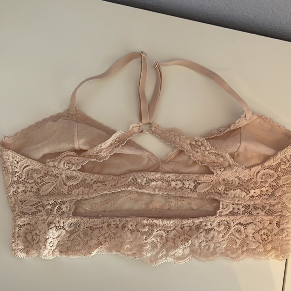 Bralettes M/L - Picture 3 of 7